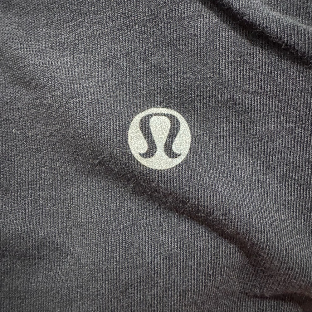 Lululemon Athletica Dark Gray Long Sleeve Tee​​​ - Picture 4 of 7